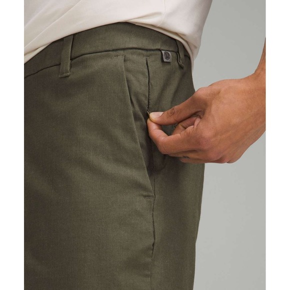 Lululemon Commission Classic Fit Short 7" in Oxford Carob Brown / White Sz 32 - Picture 14 of 14